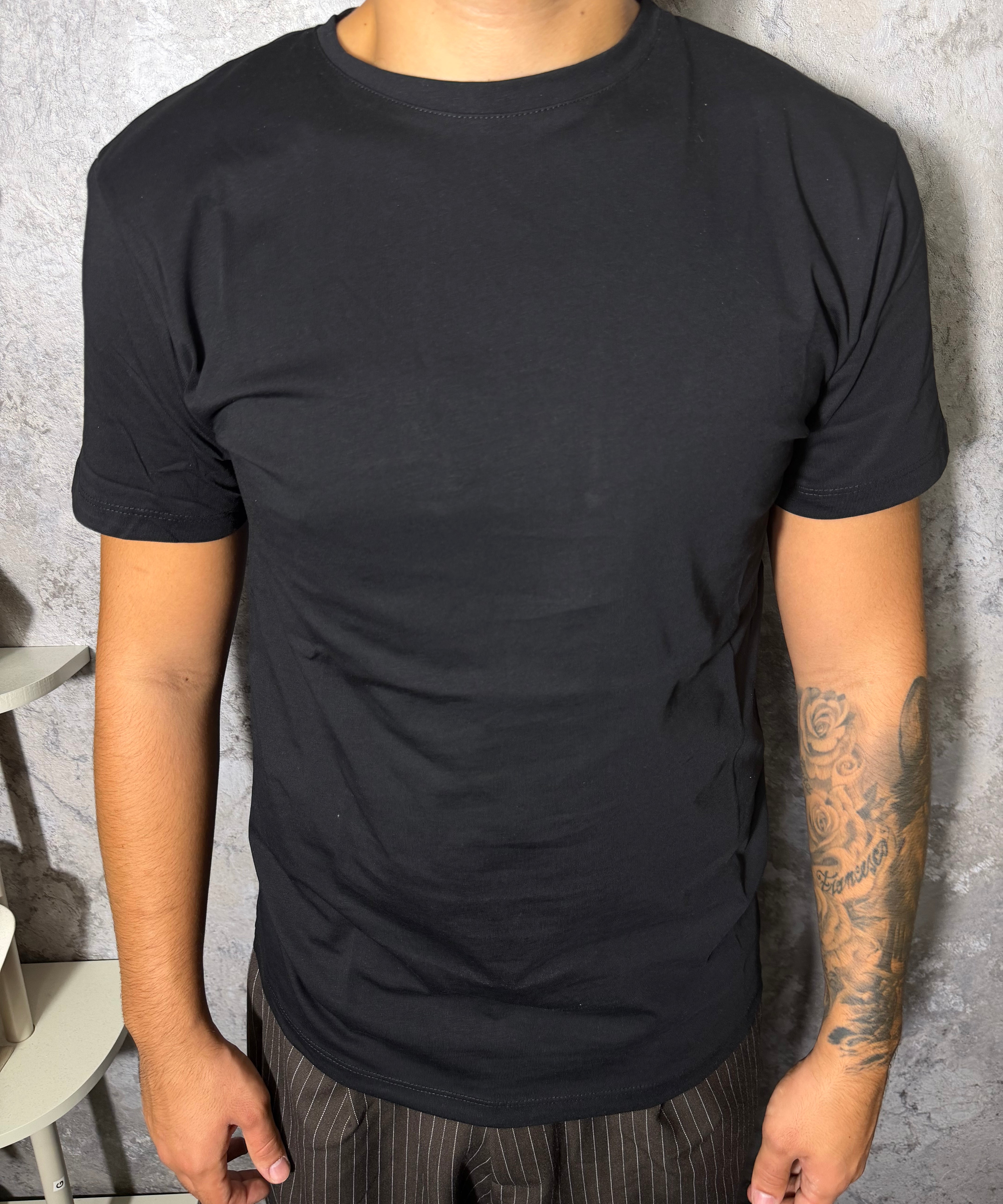 T-SHIRT BASIC SLIM FIT