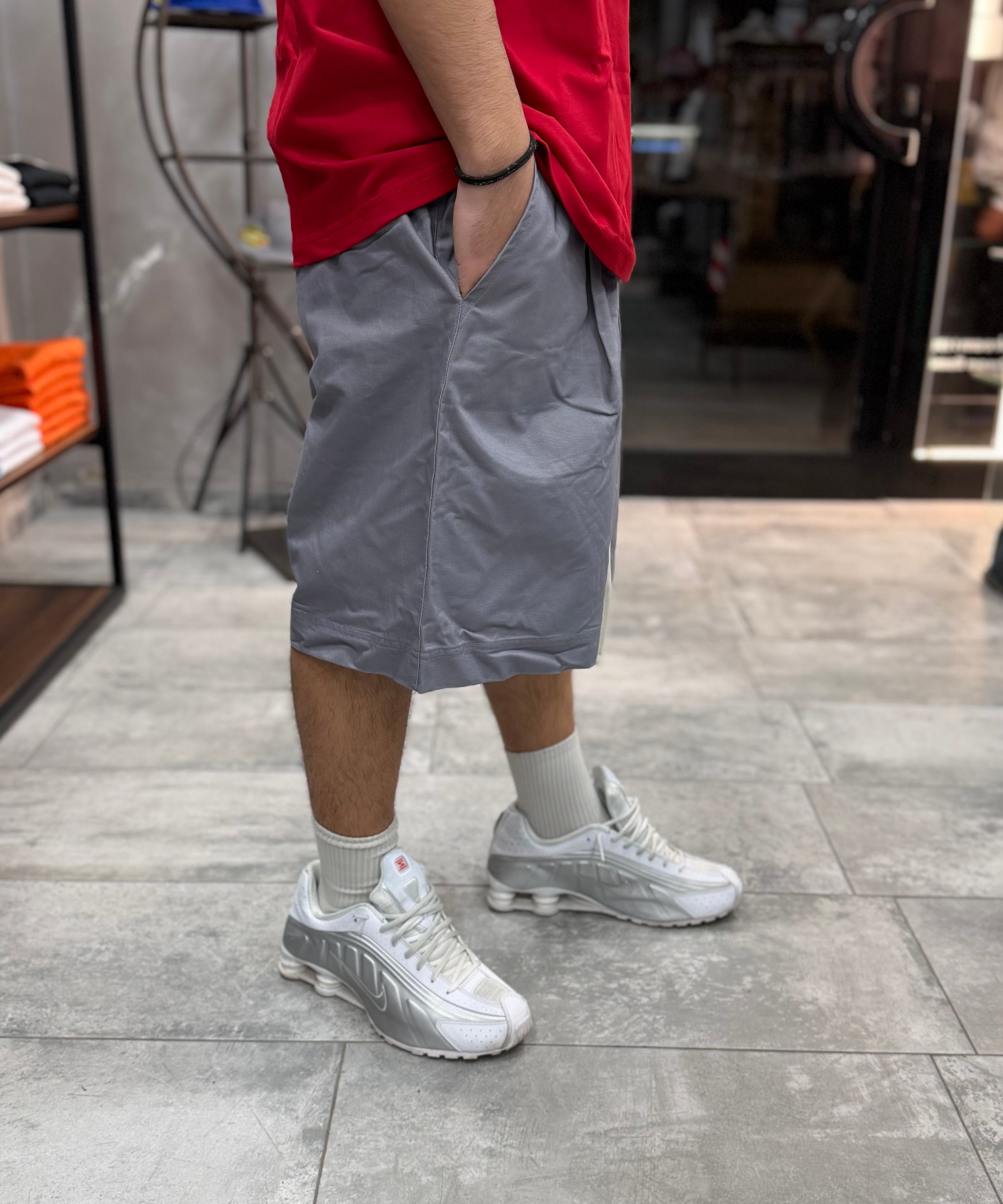 PANTALONCINO IN COTONE RIGIDO OVER-SIZE