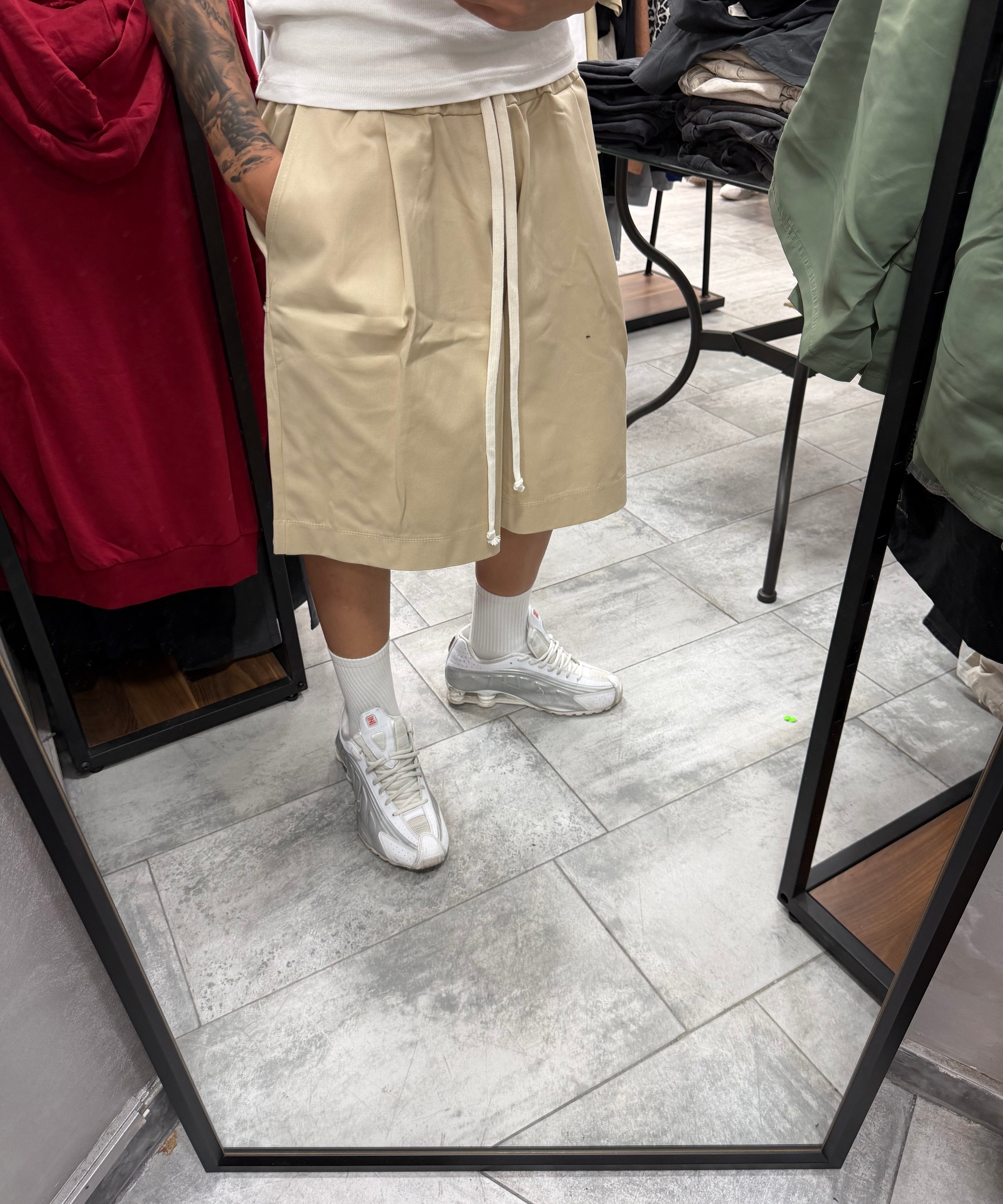 PANTALONCINO IN COTONE RIGIDO OVER-SIZE